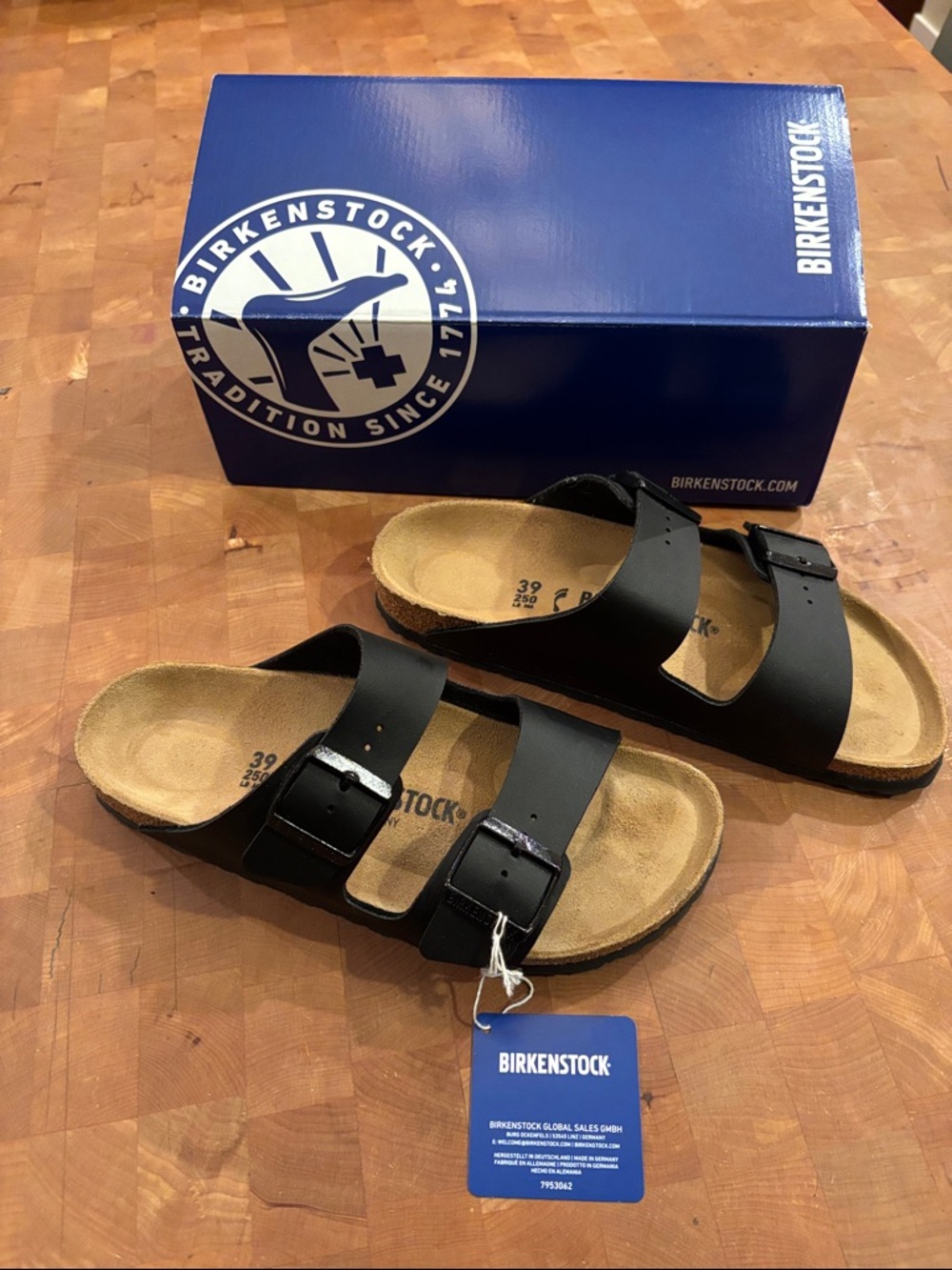 Birkenstock Black Two-Strap Arizona Sandals for women- basically brand new!